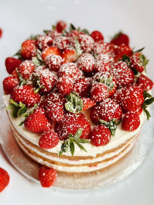 Strawberry and Raspberry Cake